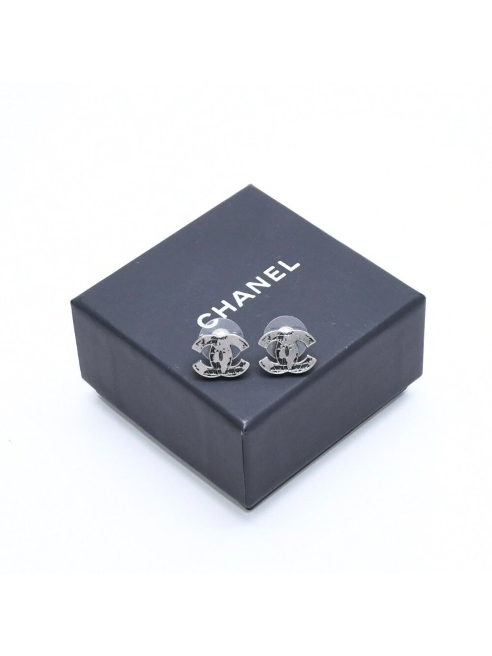 Chanel CC Logo Earrings Weight 13K Stamp Gunmetal Black Metal